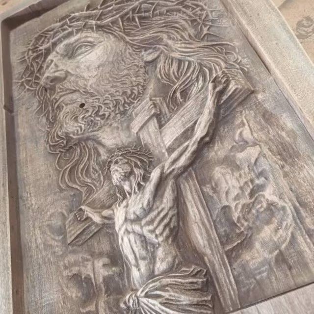 Face of Christ and Crucifixion Bas-Relief STL with Crown of Thorns carved by Marllon