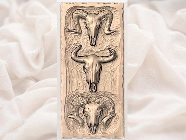 Triple Skull Totem Relief: Twin Rams and Center Bull Skull bas-relief STL — view 3